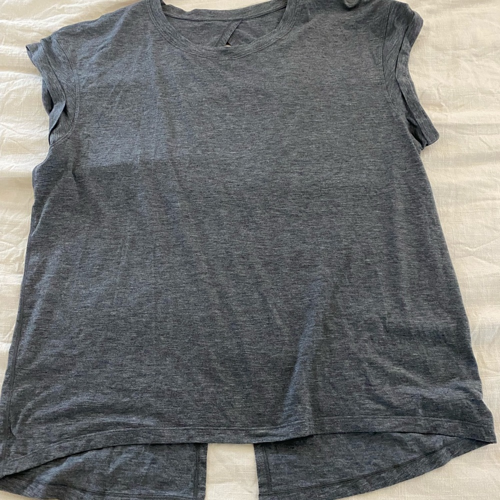 Lululemon Tee